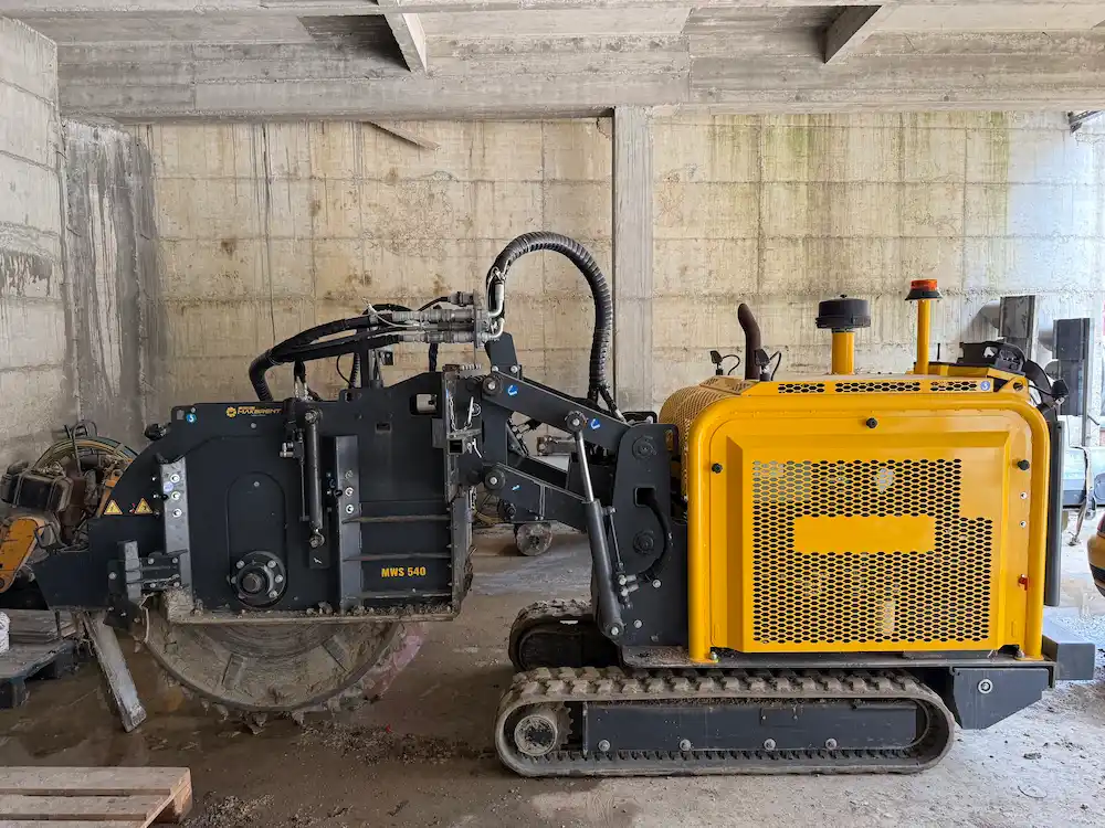 MWS 540 trencer masina